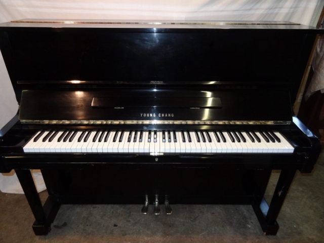 Piano Shop Exeter Magic Pianos Young Chang Upright U121 Piano Shop Exeter Image 1